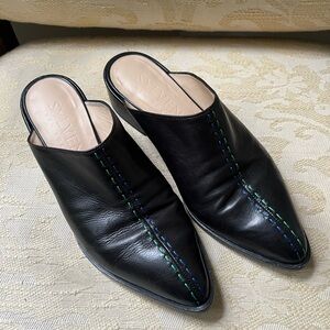Sylven New York - Black Leather Mule